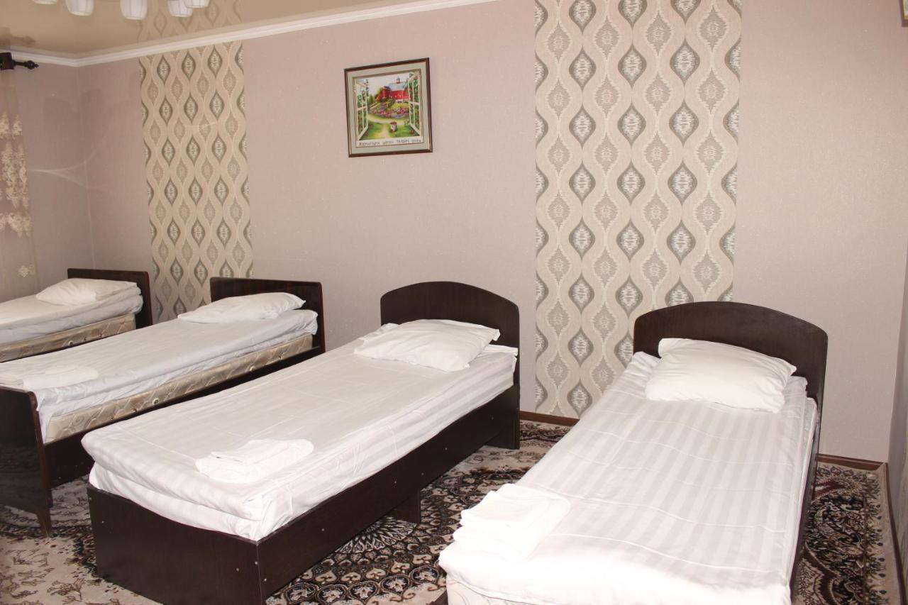 Guest House Jamal Naryn Bagian luar foto